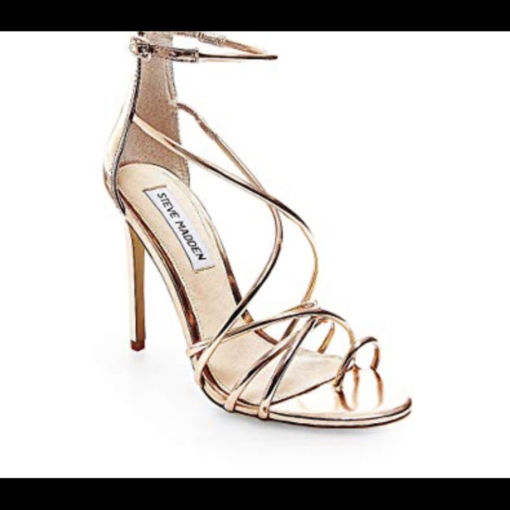 Steve Madden “Satya” sandal